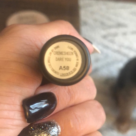 Mac lipstick , cremesheen -Color, Dare you - Picture 2 of 4